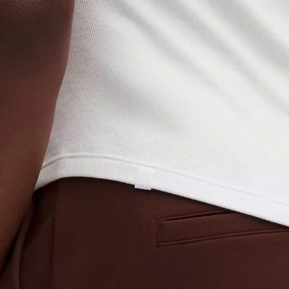 NWT Lululemon Hold Tight Crewneck Tank Top - Picture 3 of 3